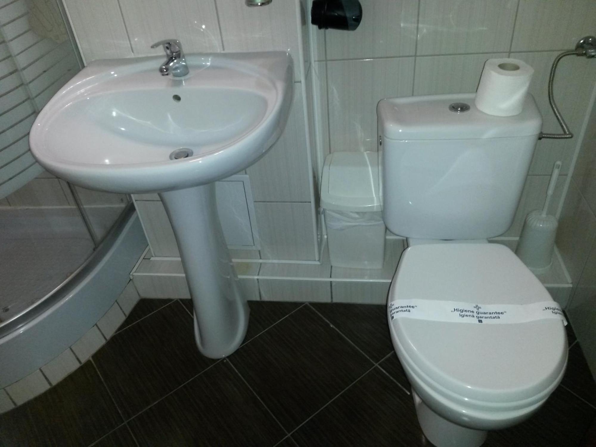 Hotel Segesvár Szoba fotó