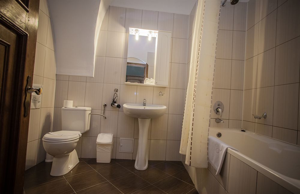Hotel Segesvár Kültér fotó
