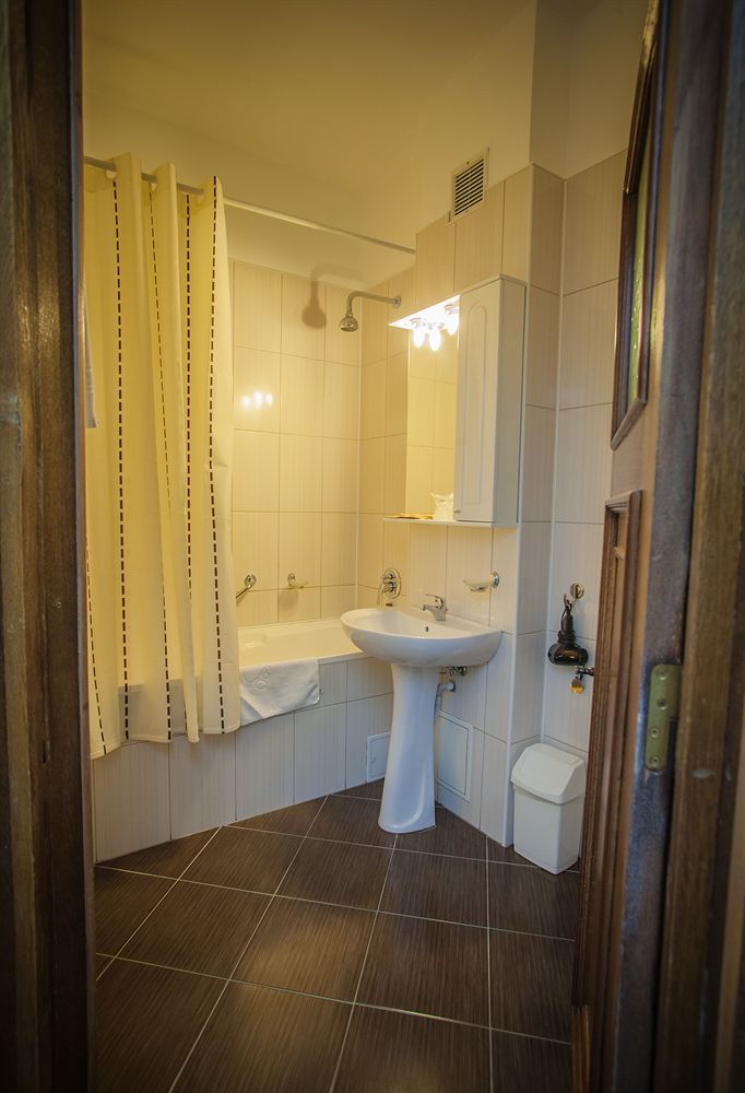 Hotel Segesvár Kültér fotó